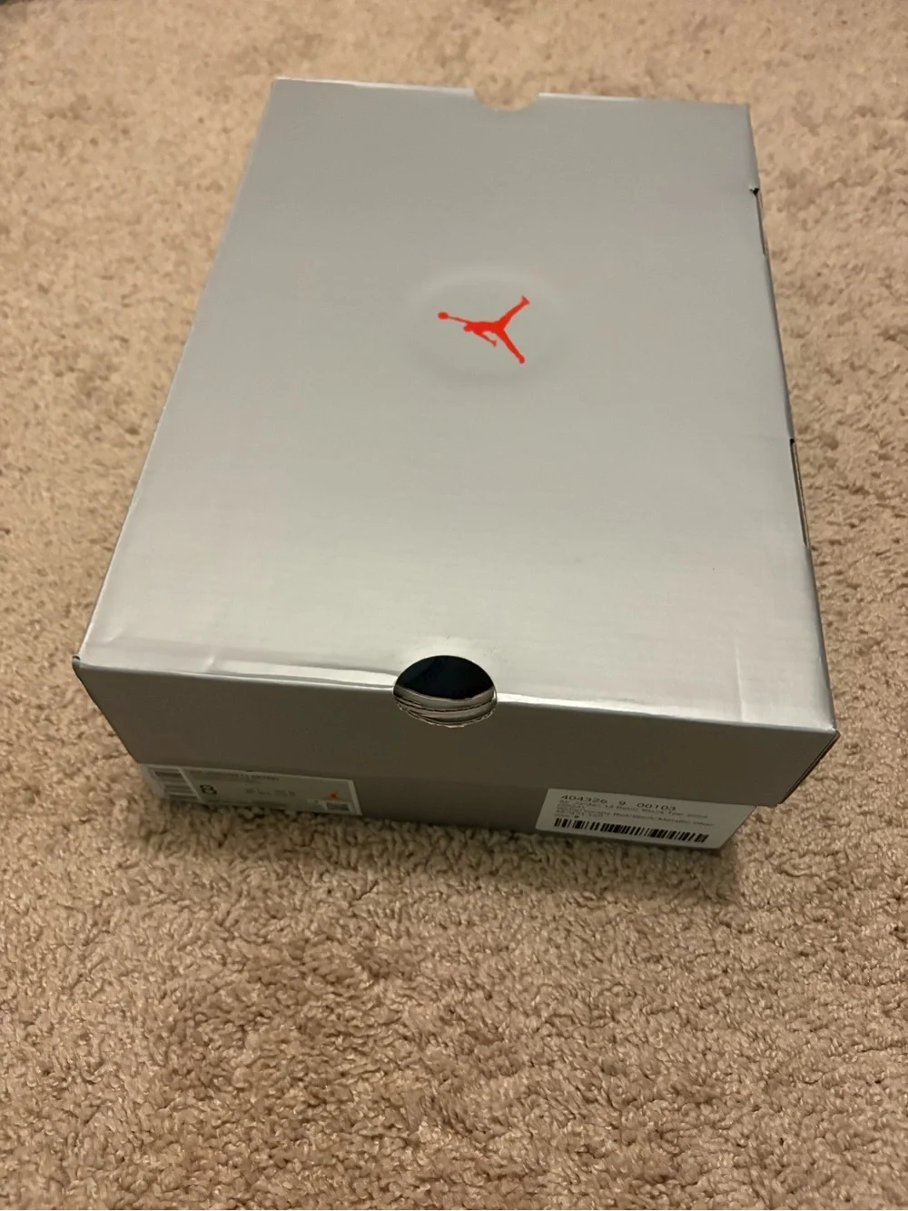 Jordan Shoe Box Silver with Red Jumpman